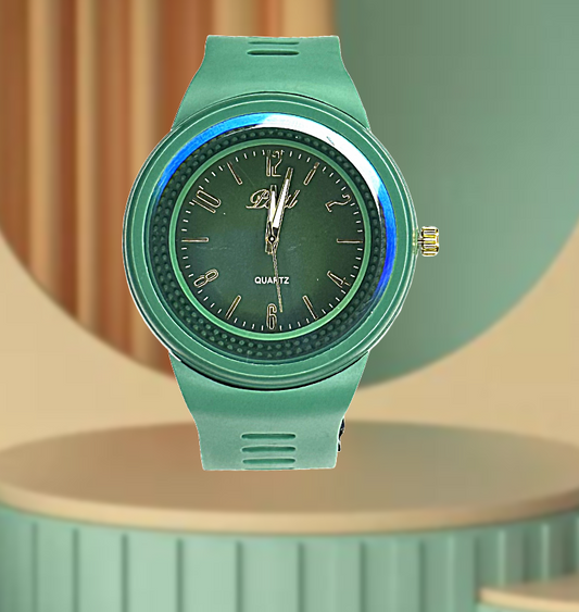 Green Dial Stylish Belt Watch